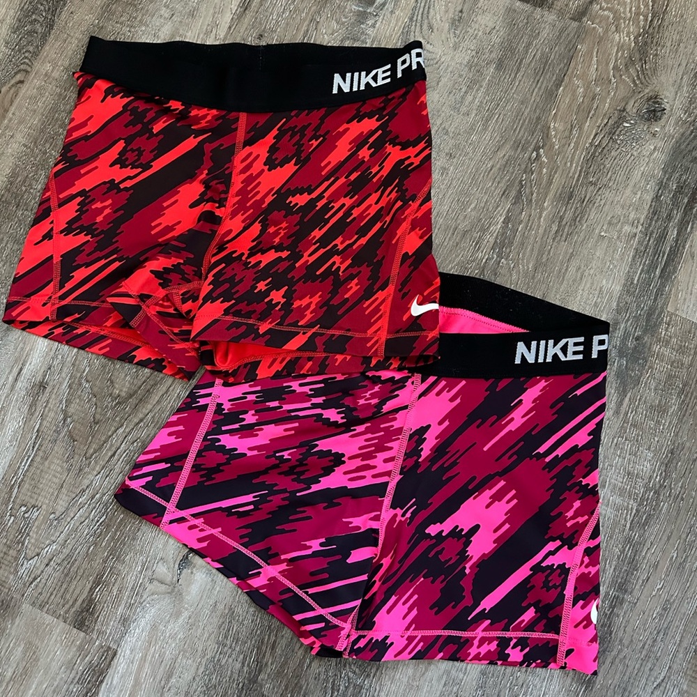 Nike Dri-Fit Shorts - Picture 1 of 3
